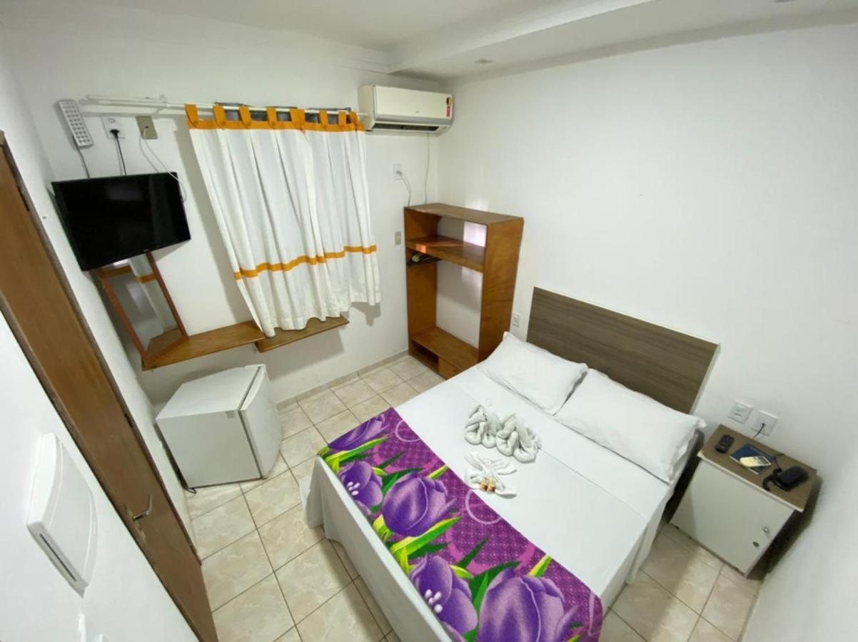 Quarto Duplo com Cama de Casal
